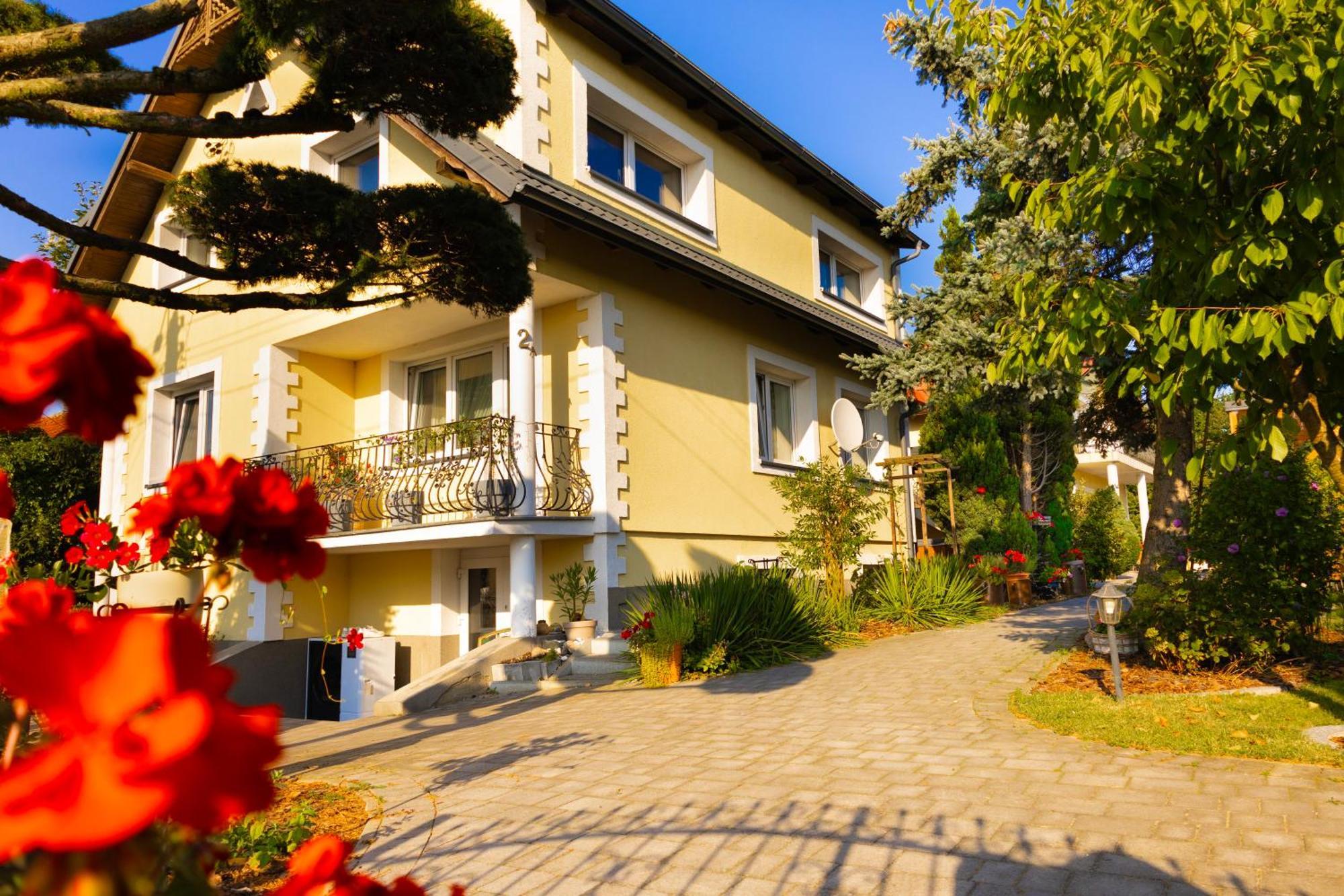Mkj Mireno Hotel Stegna  Eksteriør billede